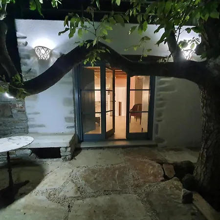 Pyrgos - Traditional House At Kaloxilos, Naxos Сasa de vacaciones Khalkíon