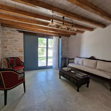 Pyrgos - Traditional House At Kaloxilos, Naxos Сasa de vacaciones Khalkíon