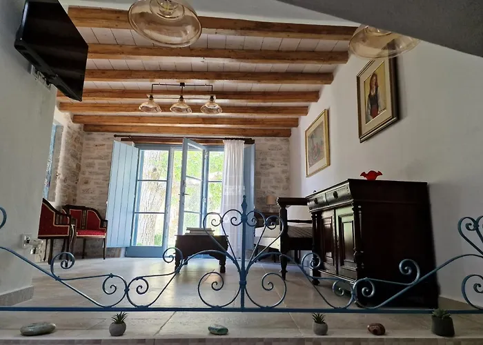 Pyrgos - Traditional House At Kaloxilos, Naxos 펜션 *