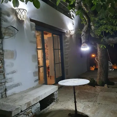 Σπίτι διακοπών Pyrgos - Traditional House At Kaloxilos, Naxos Khalkíon