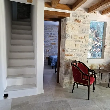 Σπίτι διακοπών Pyrgos - Traditional House At Kaloxilos, Naxos Khalkíon